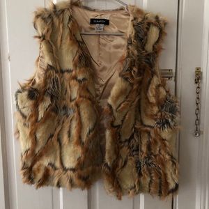 faux fur vest!